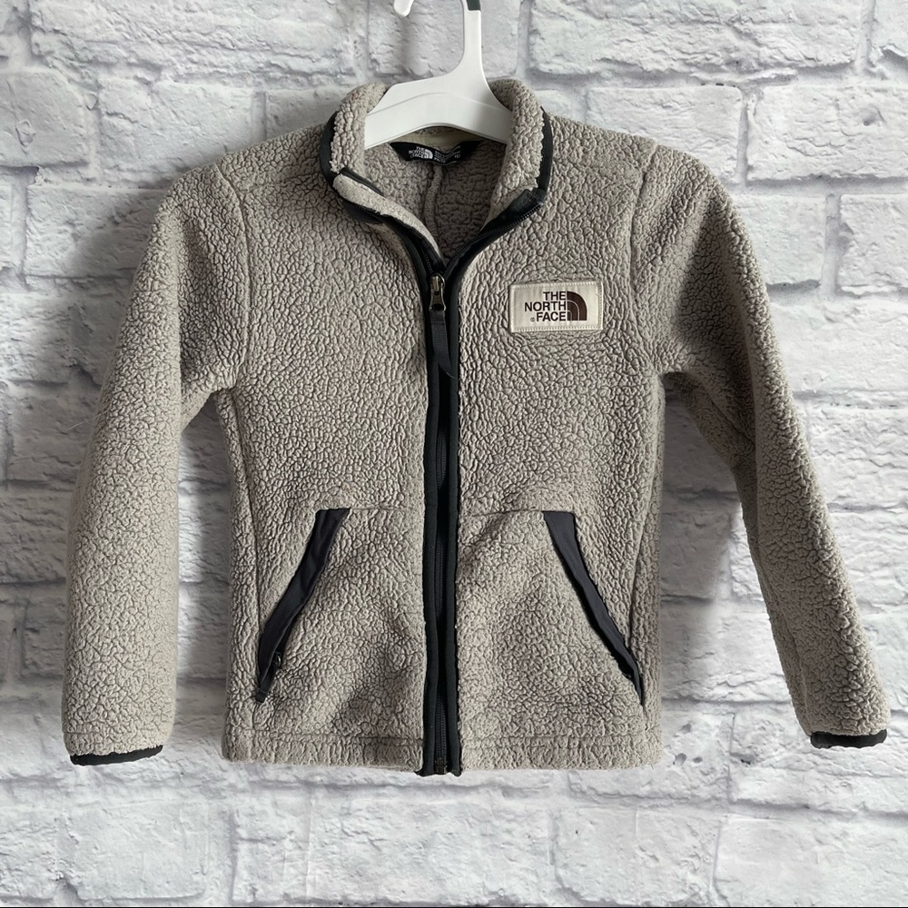 PREOWNED THE NORTH FACE BOYS SHERPA FULL ZIP FRONT JACKET TAN GREY SIZE XS